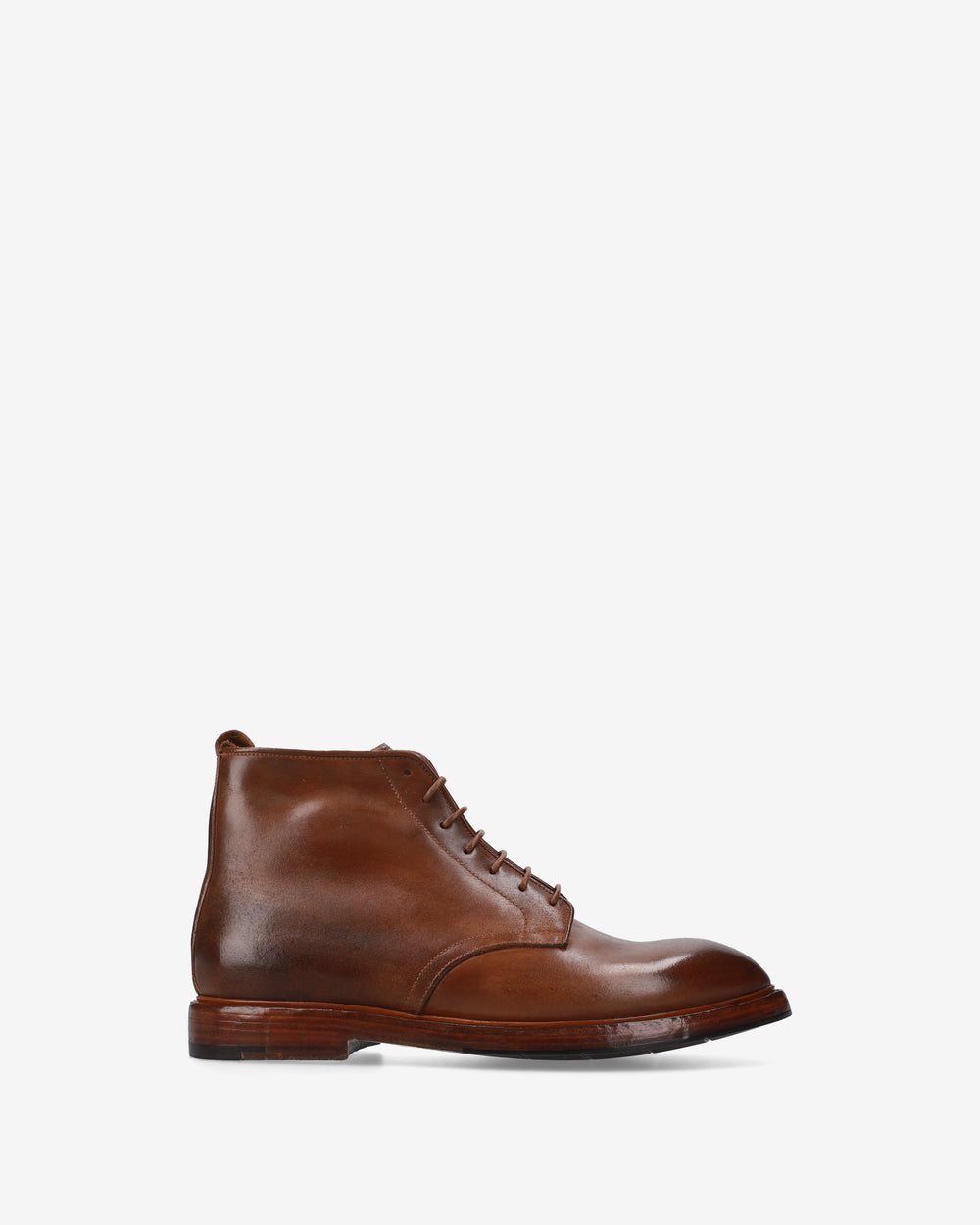 Stivaletto stringato in cordovan