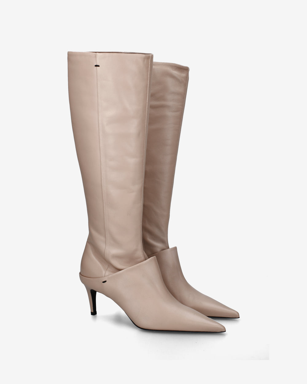 Nappa leather boot with a slim heel