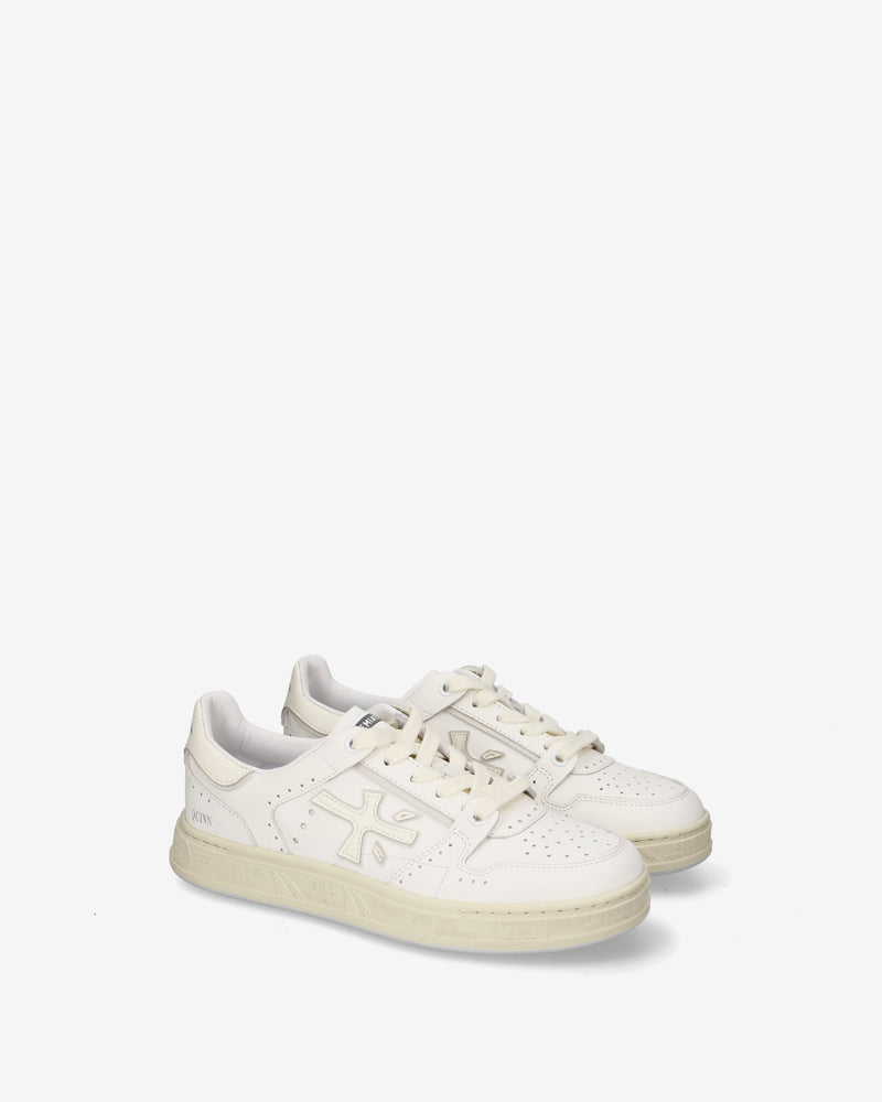 Quinnd 8215